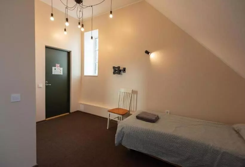 Aiakeskuse Hostel