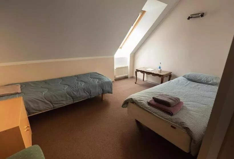 Aiakeskuse Hostel