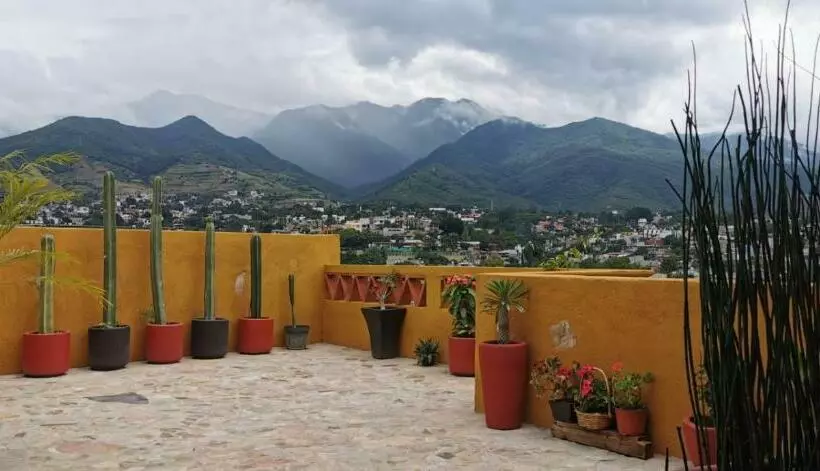 پانسیون Casa Donaji