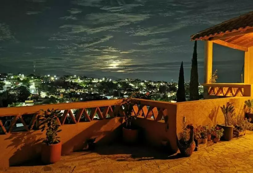 پانسیون Casa Donaji