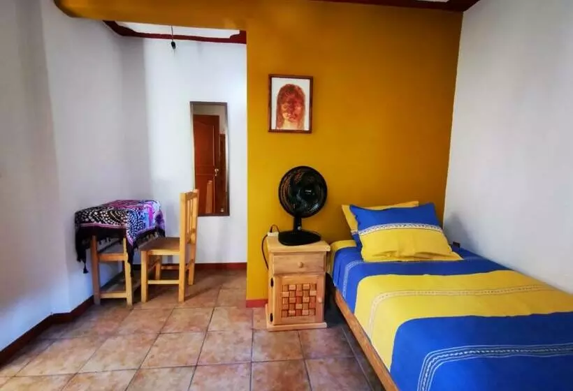 پانسیون Casa Donaji