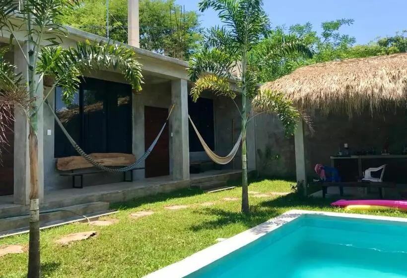 پانسیون Casa Monika