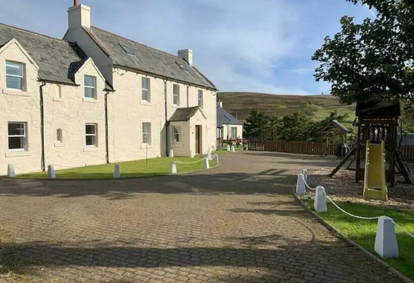 Aamiaismajoitus (B&B) Belton House Holiday Home