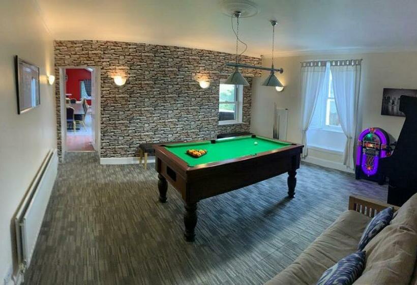 مبيت وإفطار Belton House Holiday Home