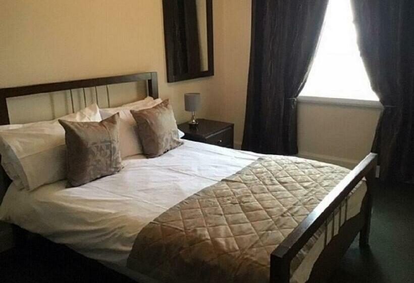 مبيت وإفطار Belton House Holiday Home