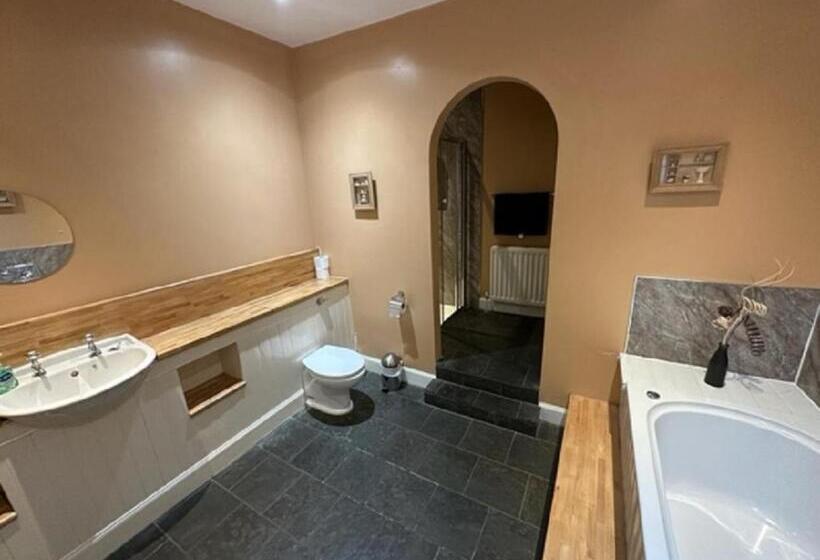 مبيت وإفطار Belton House Holiday Home