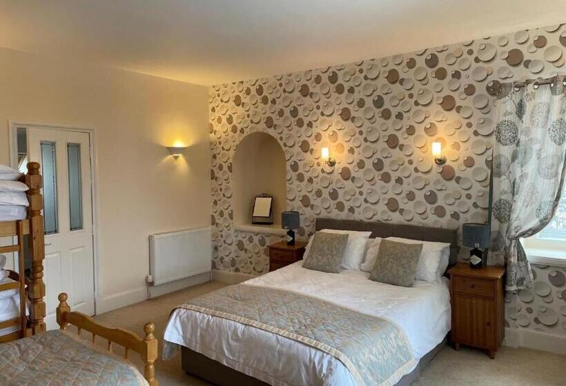 مبيت وإفطار Belton House Holiday Home