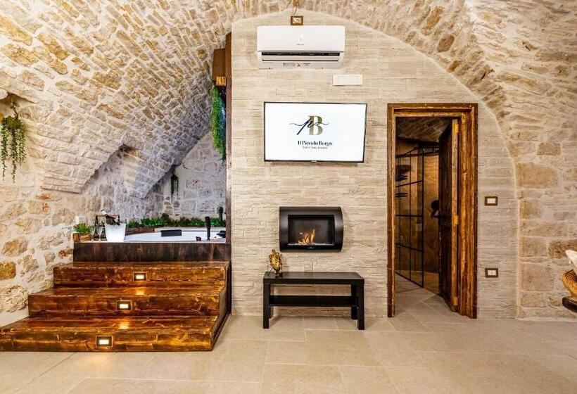 مبيت وإفطار Il Piccolo Borgo Suite