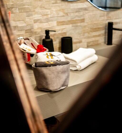 مبيت وإفطار Il Piccolo Borgo Suite