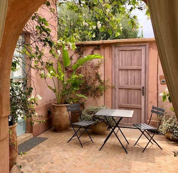 ペンション Eliksir25