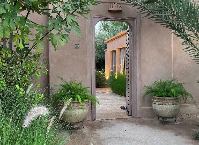 ペンション Eliksir25