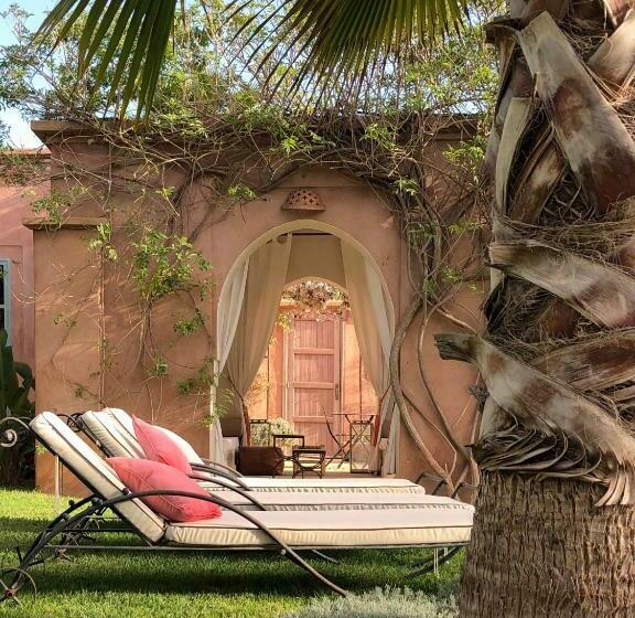 ペンション Eliksir25