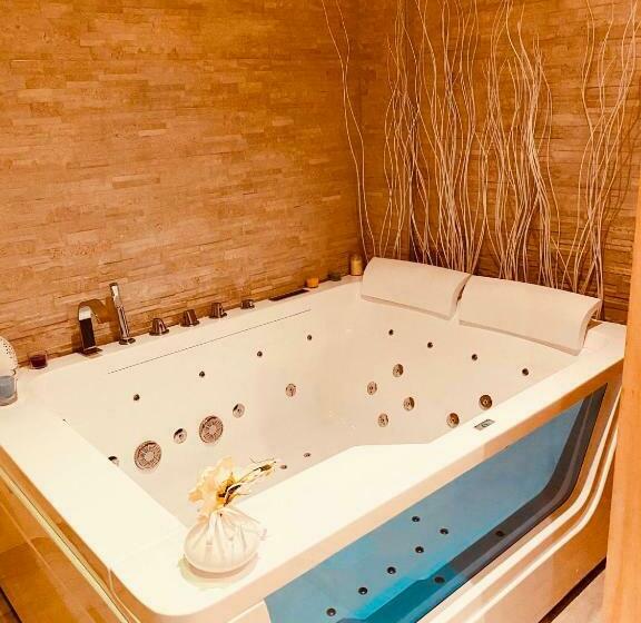 ペンション Yourhome   La Meta Perfetta Rooms&spa