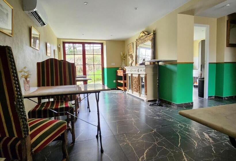 بنسيون La Perchonniere