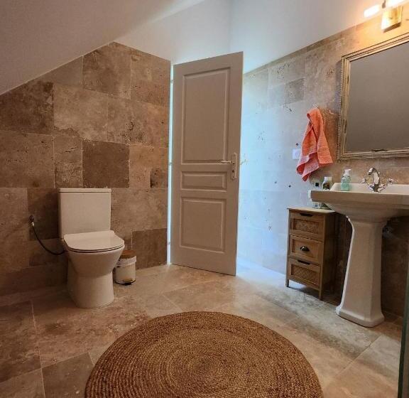 بنسيون La Perchonniere