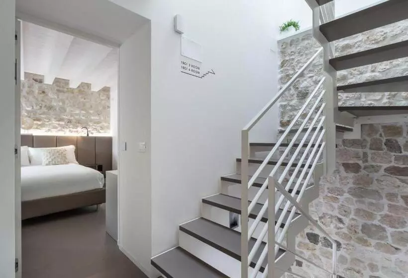 Majatalo Portone180 Guest House