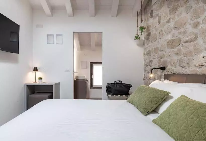 Majatalo Portone180 Guest House