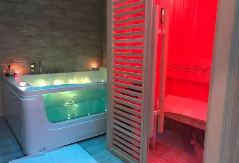 ペンション Yourhome   La Meta Perfetta Rooms&spa