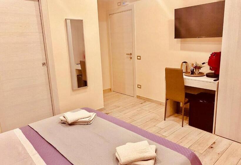 ペンション Yourhome   La Meta Perfetta Rooms&spa