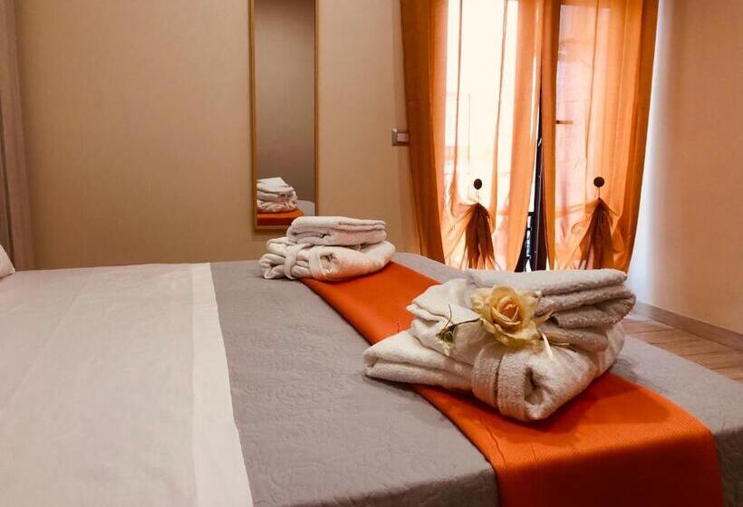 ペンション Yourhome   La Meta Perfetta Rooms&spa