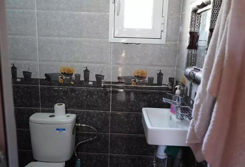 Retkeilymaja Chez Imnir