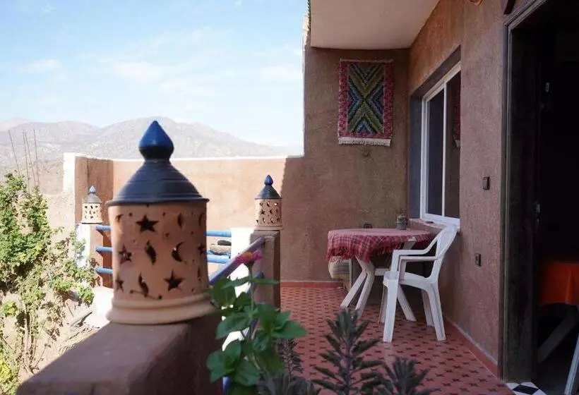 Retkeilymaja Chez Imnir