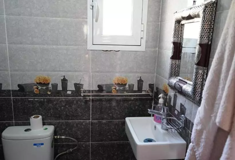 Retkeilymaja Chez Imnir