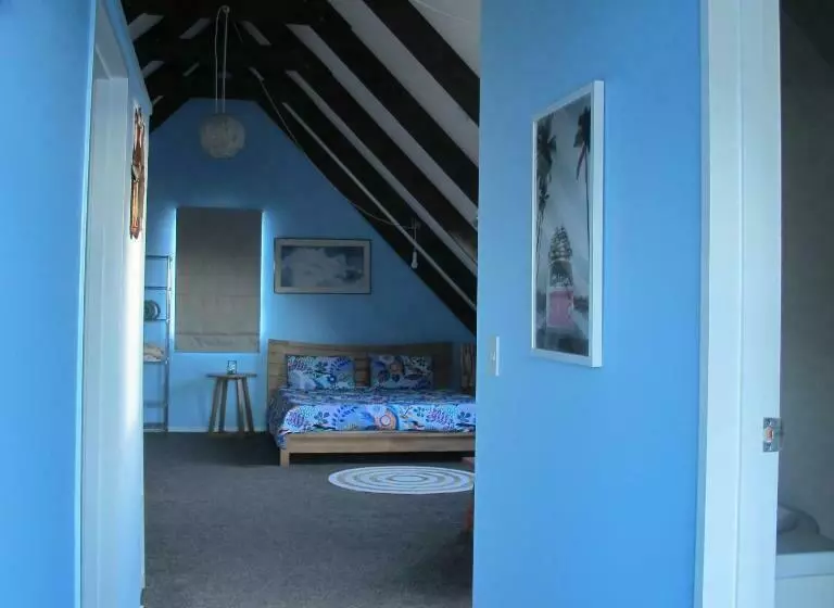 تختخواب و صبحانه Chez Tiaré   The Loft Apartment