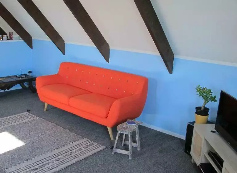 تختخواب و صبحانه Chez Tiaré   The Loft Apartment