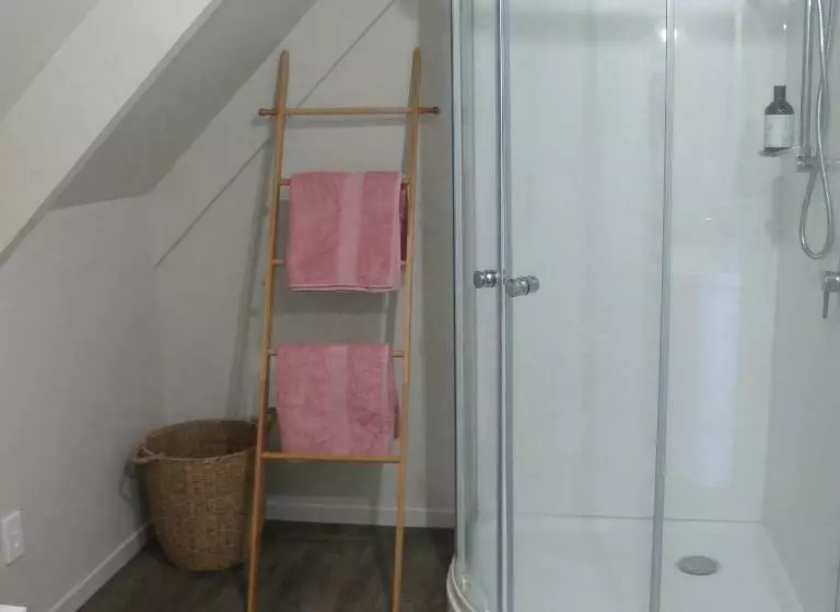 تختخواب و صبحانه Chez Tiaré   The Loft Apartment
