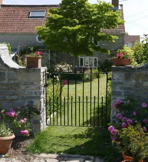 ベッドアンドブレックファースト The Potting Shed, Self Contained, Detached Retreat In Shapwick Village