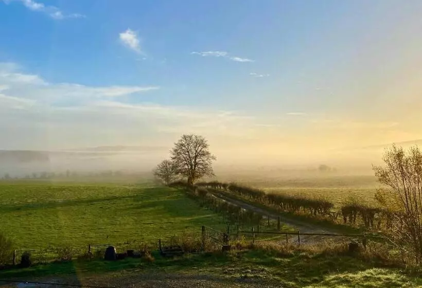 ベッドアンドブレックファースト Trossachs Barn & Cabin