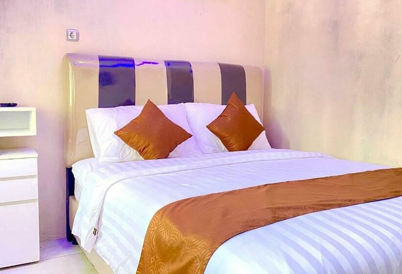 فندق Homestay Banteng Adventure Dieng Mitra Reddoorz