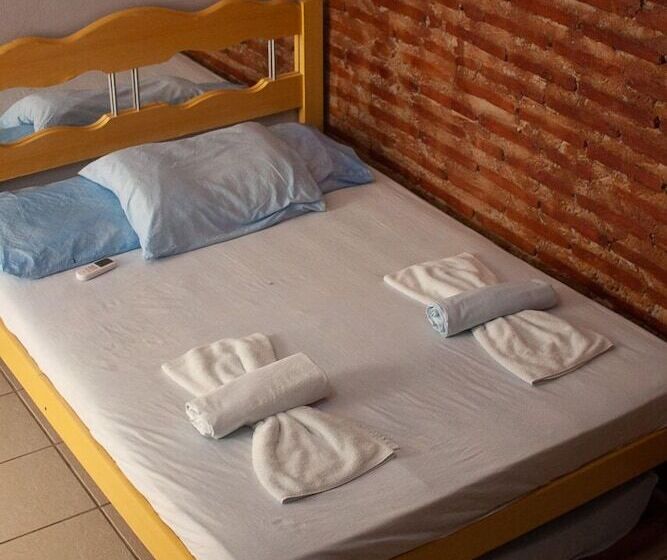 Отель Portadosoljeri