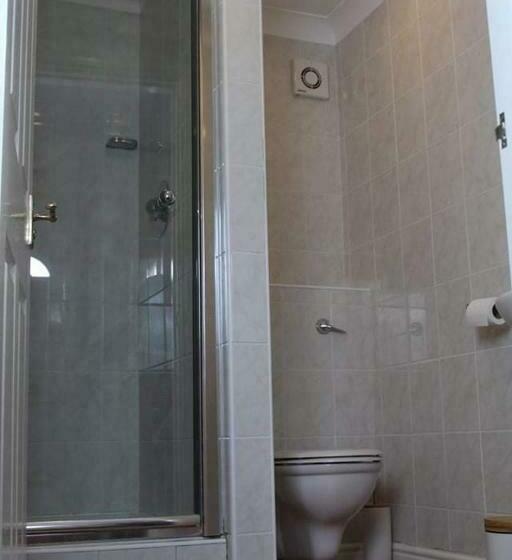 پانسیون The Sportsman Chalets