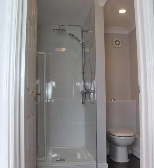 پانسیون The Sportsman Chalets