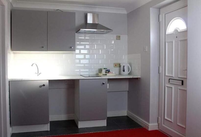 پانسیون The Sportsman Chalets