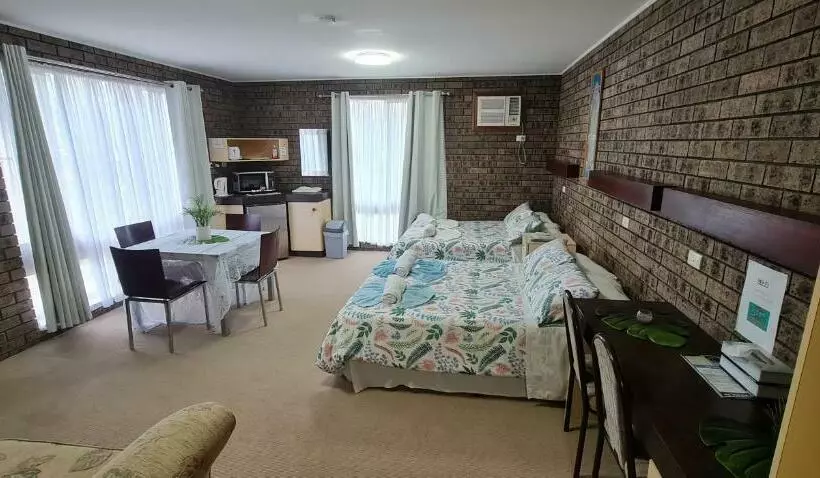 The Sim  Sussex Inlet Motel