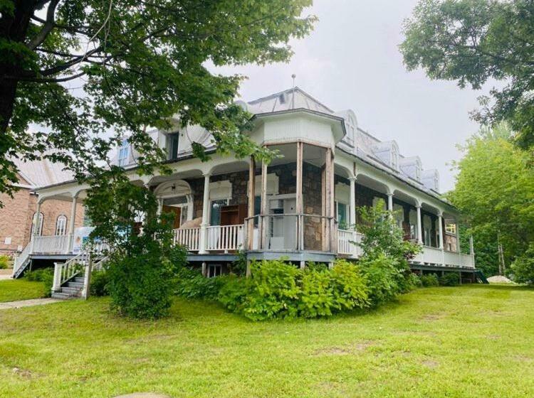 בית מלון כפרי Auberge Le St Alexis