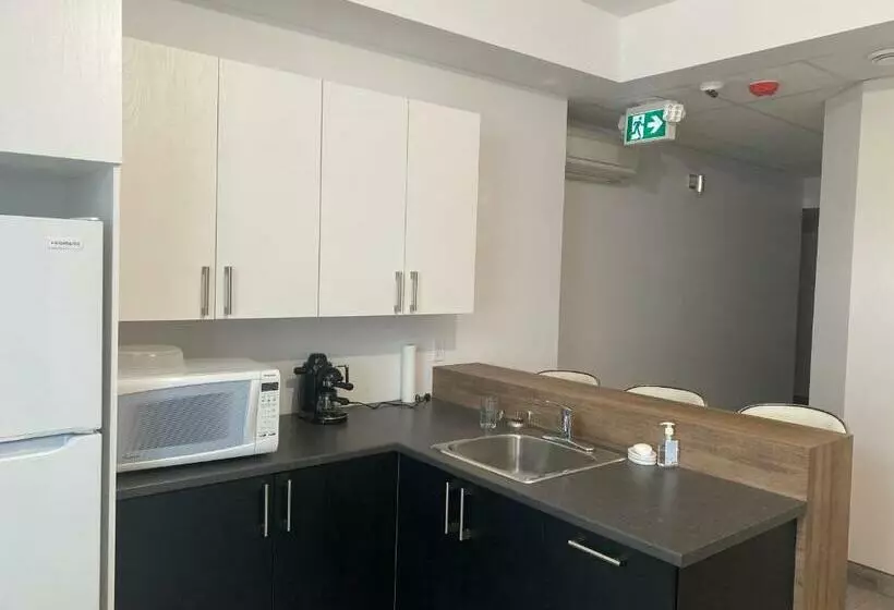 Hotelli Auberge Le St Alexis