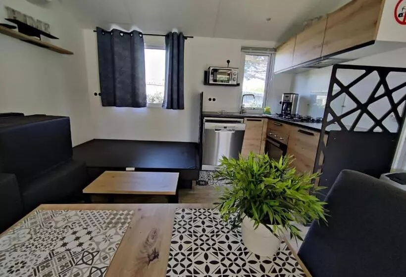 リゾートホテル Sea Blue Mobil Homes 10 Places Avec 4 Chambres Siblu Proche Océan Mh 735 Ou 828