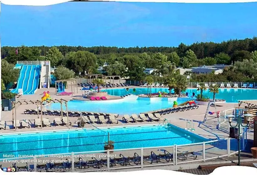 リゾートホテル Sea Blue Mobil Homes 10 Places Avec 4 Chambres Siblu Proche Océan Mh 735 Ou 828