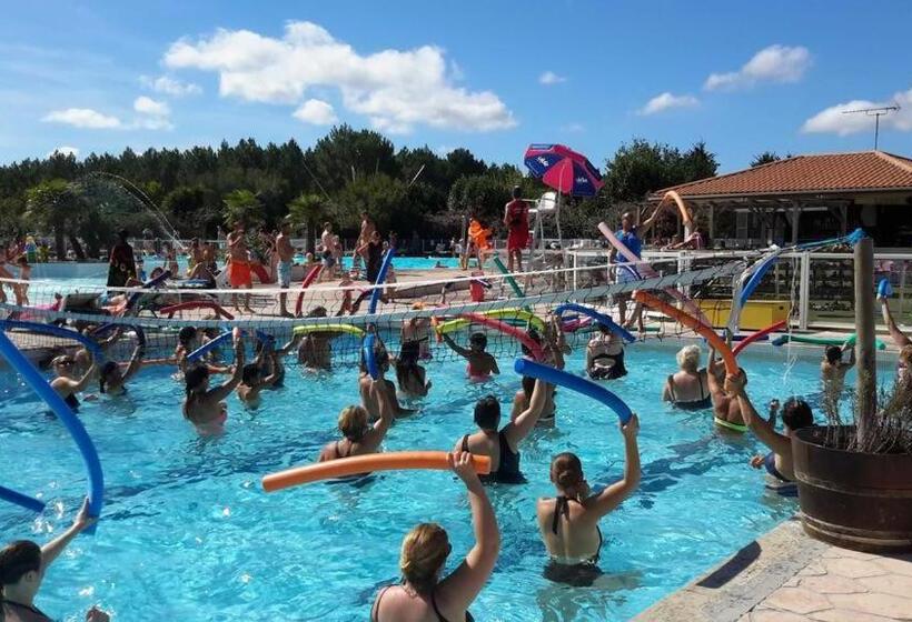 Курорт Sea Blue   Mobil Homes 10 Places Avec 4 Chambres Siblu Proche Océan Mh 735 Ou 828