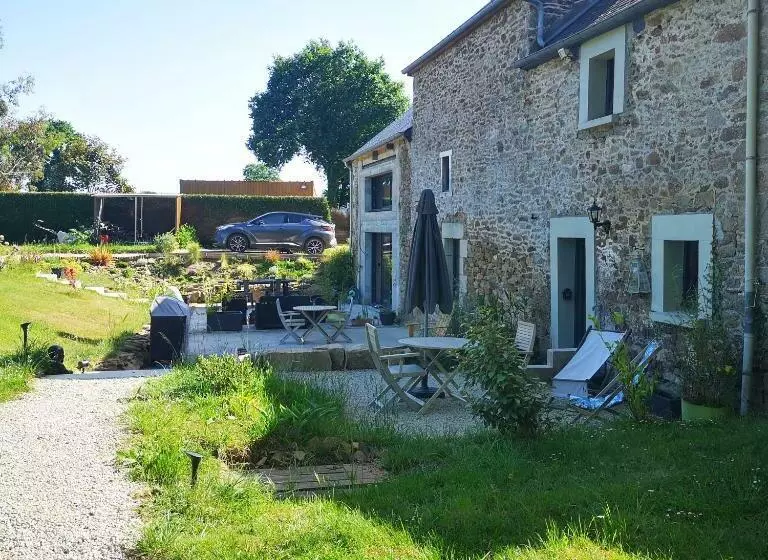 Aamiaismajoitus (B&B) Au Gray Du Temps Suspendu