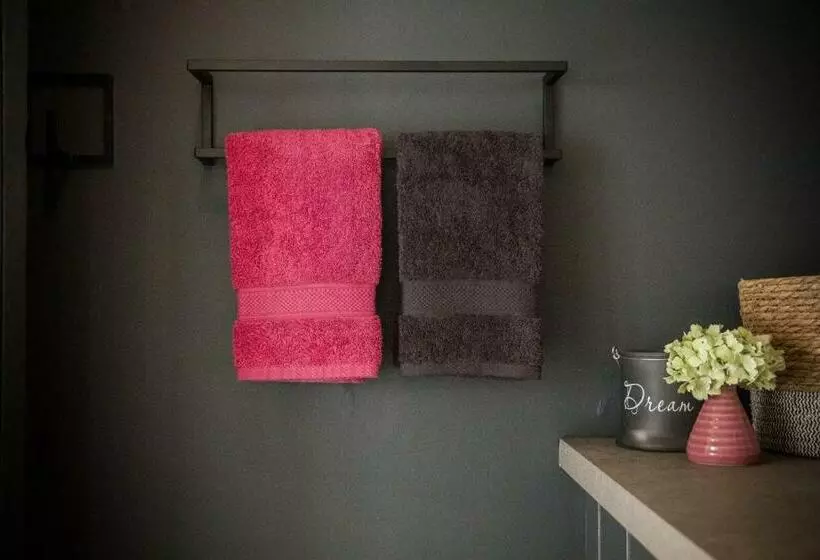 Aamiaismajoitus (B&B) Gastenkamer Klein Geluk