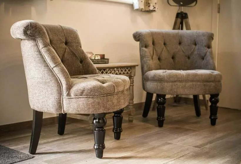 Aamiaismajoitus (B&B) Gastenkamer Klein Geluk