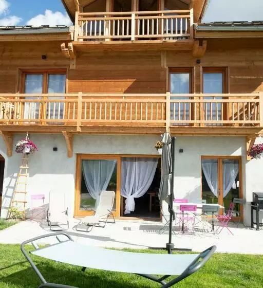 Aamiaismajoitus (B&B) Le Chalet Bazan