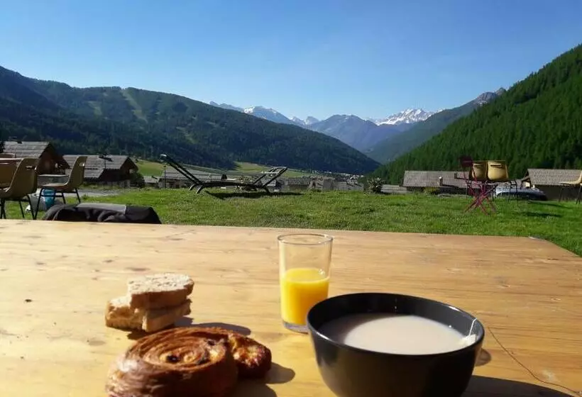 Aamiaismajoitus (B&B) Le Chalet Bazan