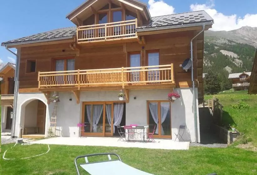 Aamiaismajoitus (B&B) Le Chalet Bazan