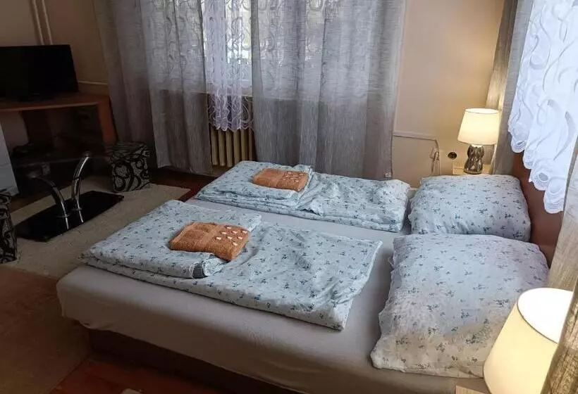 Pension Akhilleus Vendégház